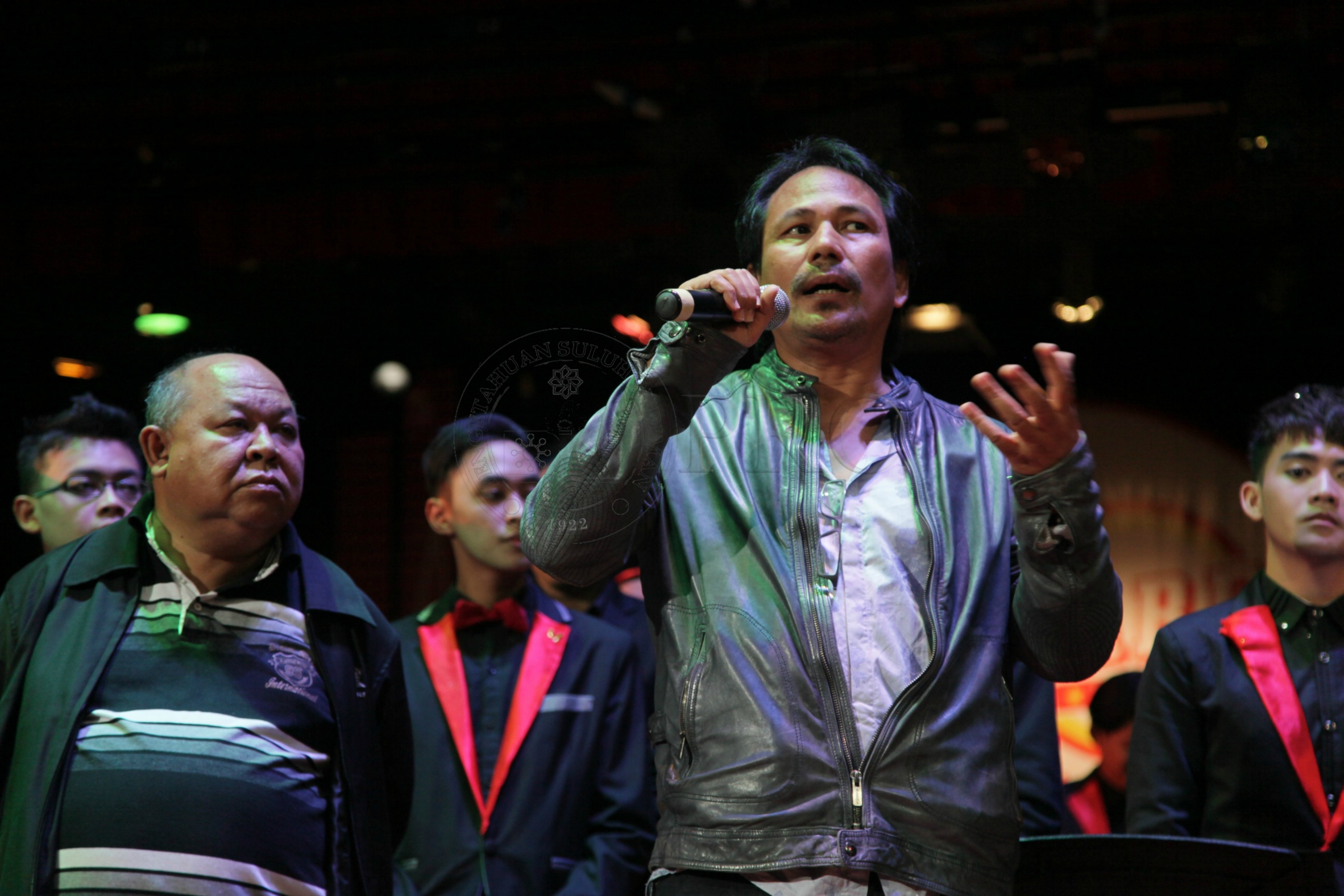 PRO 14 29 RARE IMG 0695